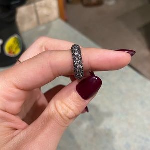 Pandora ring